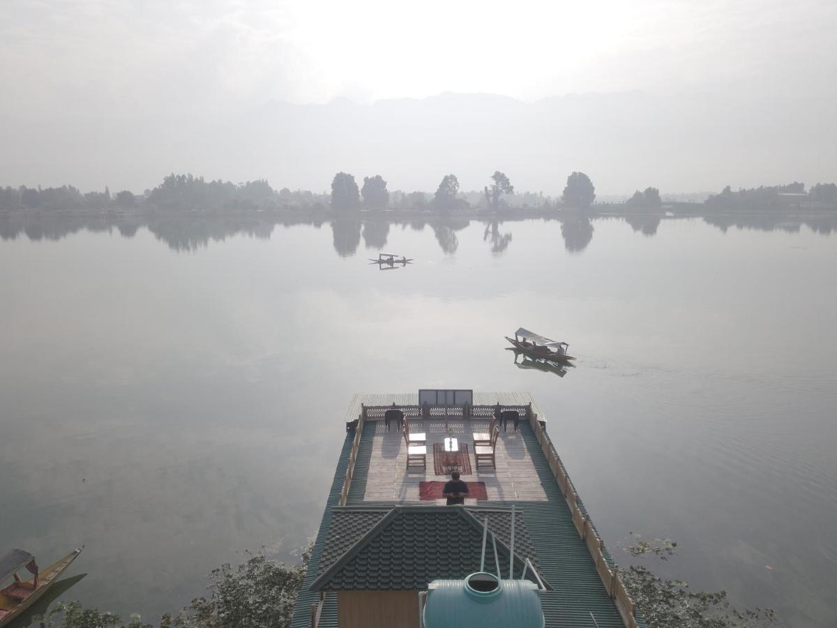 Khilona Luxury Heritage Houseboats Srīnagar Eksteriør billede