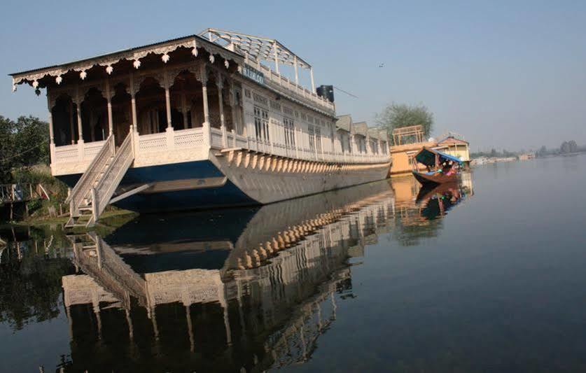 Khilona Luxury Heritage Houseboats Srīnagar Eksteriør billede